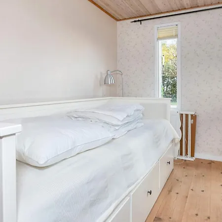 Holiday home Vi